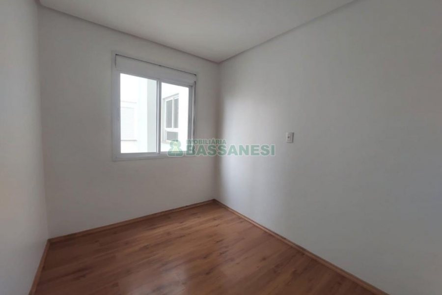 Apartamento com 88m², 3 dormitórios, 2 vagas, no bairro Vila Verde em Caxias do Sul para Comprar