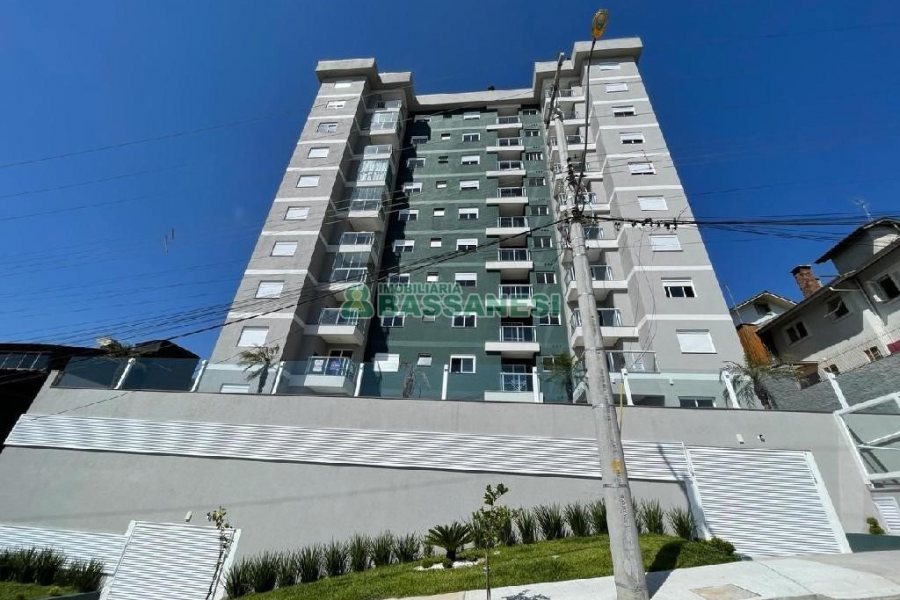 Apartamento com 62m², 2 dormitórios, 1 vaga, no bairro Cinqüentenário em Caxias do Sul para Alugar