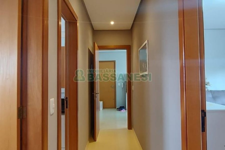 Apartamento com 78m², 3 dormitórios, 1 vaga, no bairro Santa Lúcia em Caxias do Sul para Alugar ou Comprar