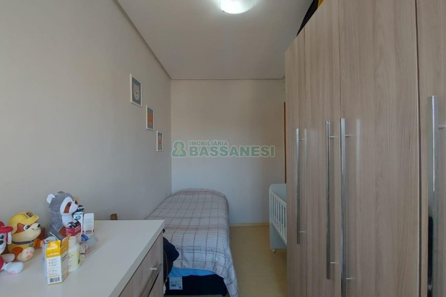 Apartamento com 78m², 3 dormitórios, 1 vaga, no bairro Santa Lúcia em Caxias do Sul para Alugar ou Comprar