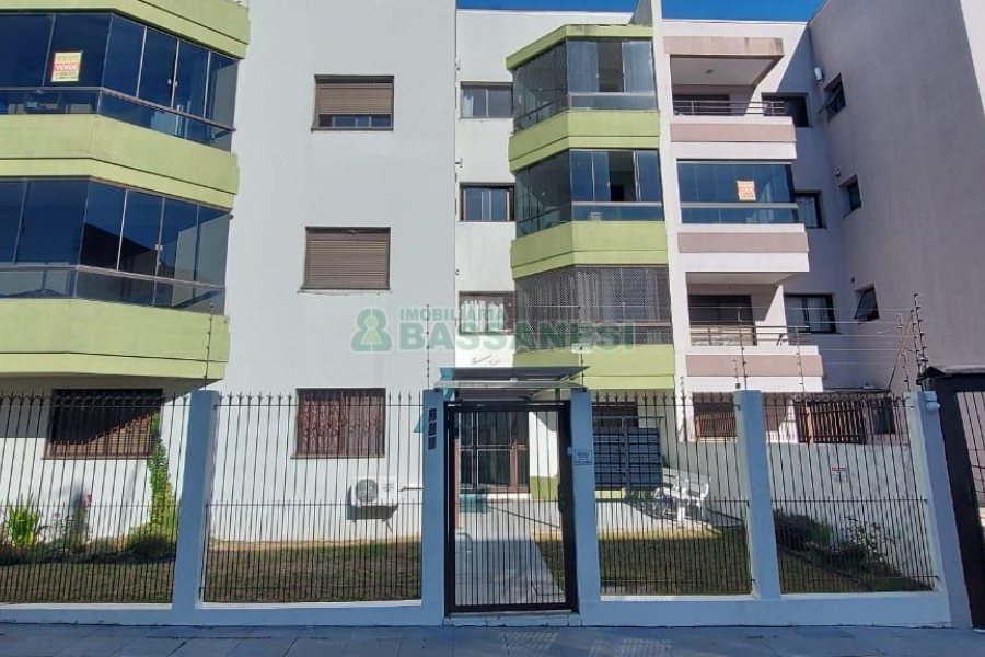 Apartamento com 78m², 3 dormitórios, 1 vaga, no bairro Santa Lúcia em Caxias do Sul para Alugar ou Comprar