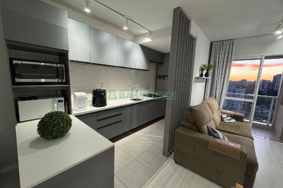 Apartamento com 55m², 2 dormitórios, 1 vaga, no bairro Panazzolo em Caxias do Sul para Comprar