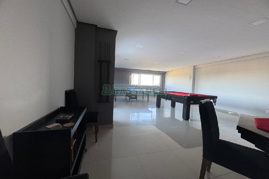 Apartamento com 55m², 2 dormitórios, 1 vaga, no bairro Panazzolo em Caxias do Sul para Comprar