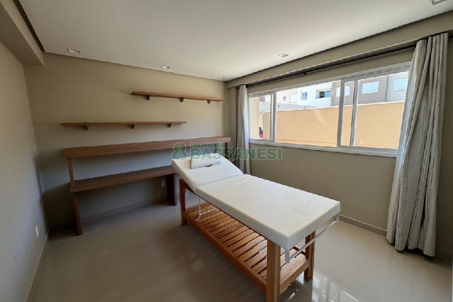 Apartamento com 55m², 2 dormitórios, 1 vaga, no bairro Panazzolo em Caxias do Sul para Comprar