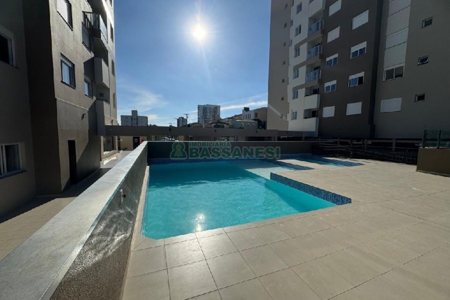 Apartamento com 55m², 2 dormitórios, 1 vaga, no bairro Panazzolo em Caxias do Sul para Comprar