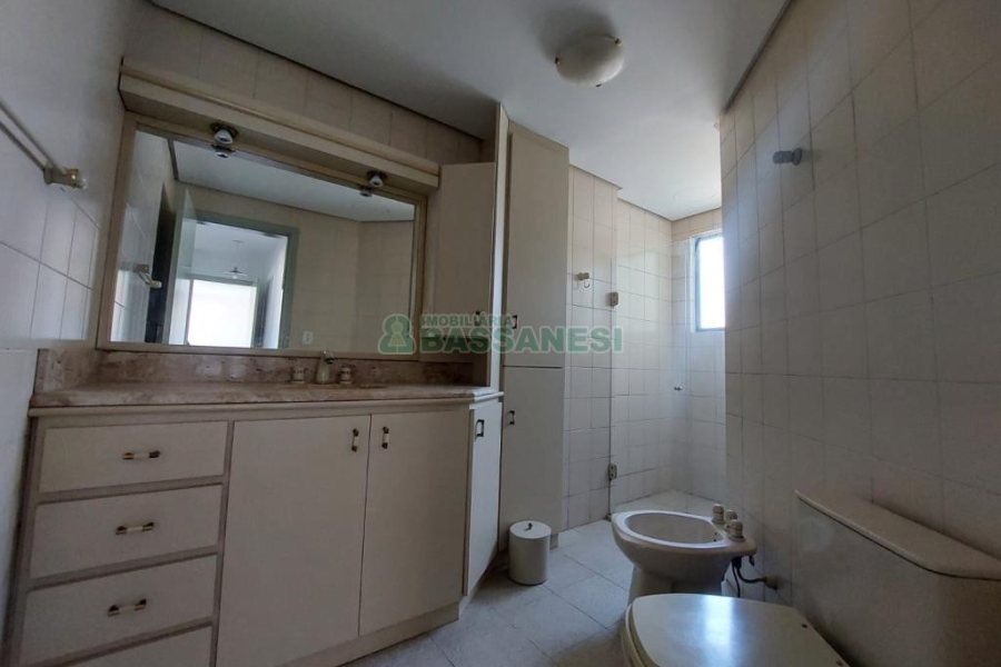 Apartamento com 89m², 1 dormitório, 1 vaga, no bairro Centro em Caxias do Sul para Comprar