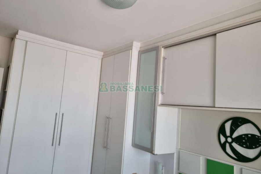 Apartamento com 242m², 3 dormitórios, 3 vagas, no bairro Panazzolo em Caxias do Sul para Comprar