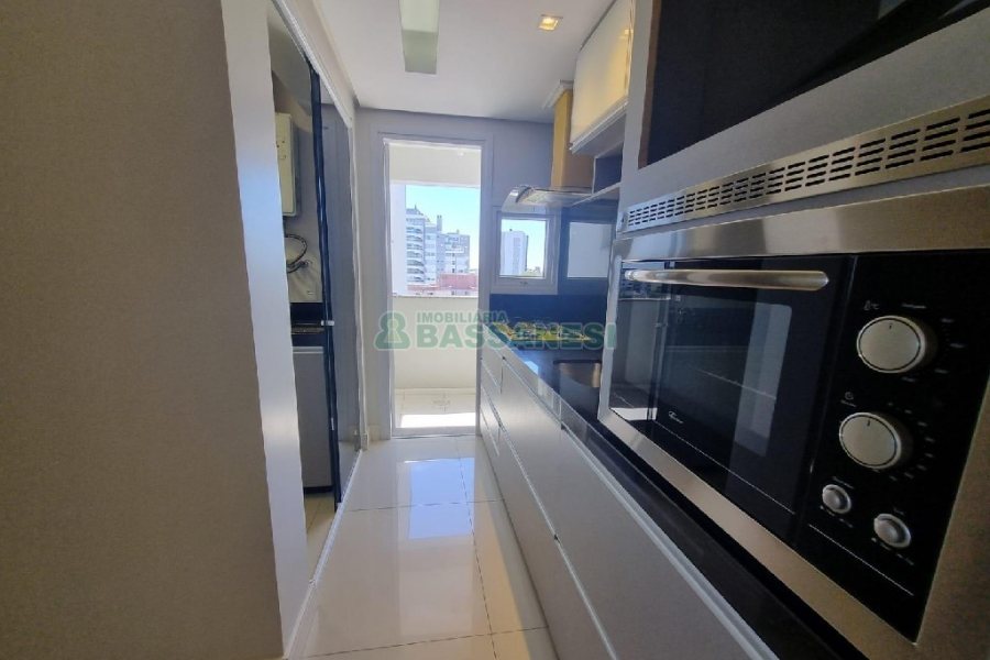 Apartamento com 920m², 2 dormitórios, 4 vagas, no bairro Panazzolo em Caxias do Sul para Alugar