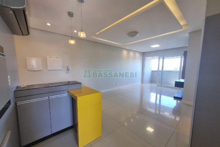 Apartamento com 920m², 2 dormitórios, 4 vagas, no bairro Panazzolo em Caxias do Sul para Alugar