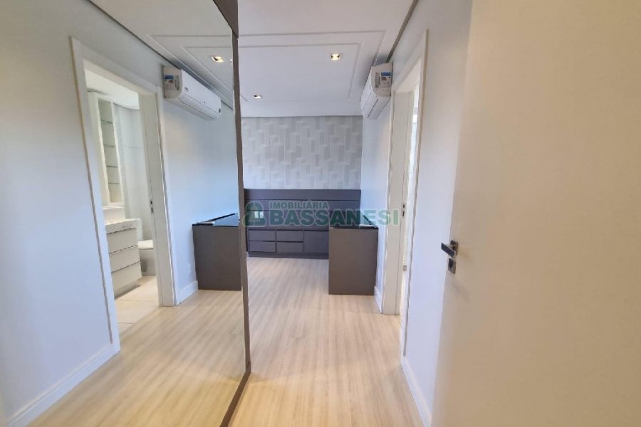 Apartamento com 920m², 2 dormitórios, 4 vagas, no bairro Panazzolo em Caxias do Sul para Alugar