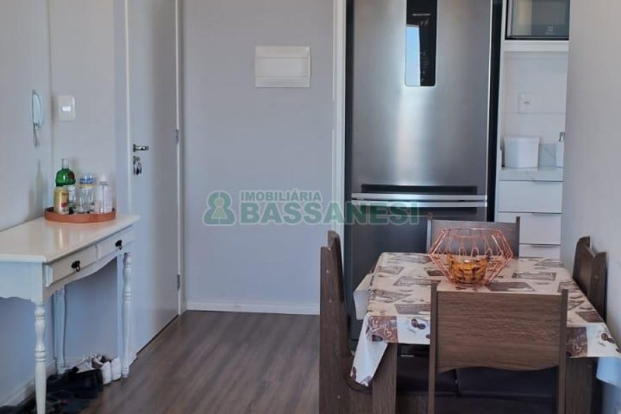 Apartamento com 49m², 2 dormitórios, 2 vagas, no bairro Nossa Senhora do Rosário em Caxias do Sul para Comprar