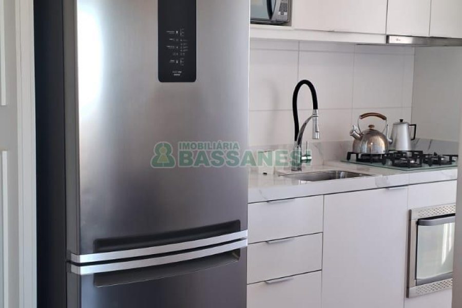 Apartamento com 49m², 2 dormitórios, 2 vagas, no bairro Nossa Senhora do Rosário em Caxias do Sul para Comprar