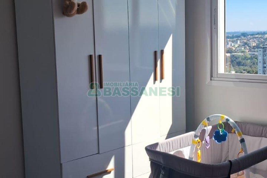 Apartamento com 49m², 2 dormitórios, 2 vagas, no bairro Nossa Senhora do Rosário em Caxias do Sul para Comprar