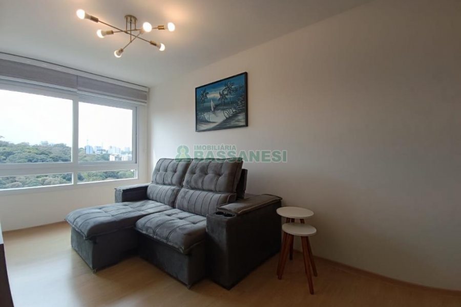 Apto Mobiliado com 55m², 1 dormitório, 1 vaga, no bairro Centro em Caxias do Sul para Alugar