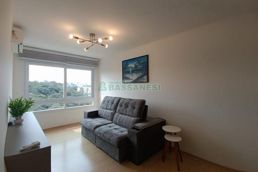 Apto Mobiliado com 55m², 1 dormitório, 1 vaga, no bairro Centro em Caxias do Sul para Alugar