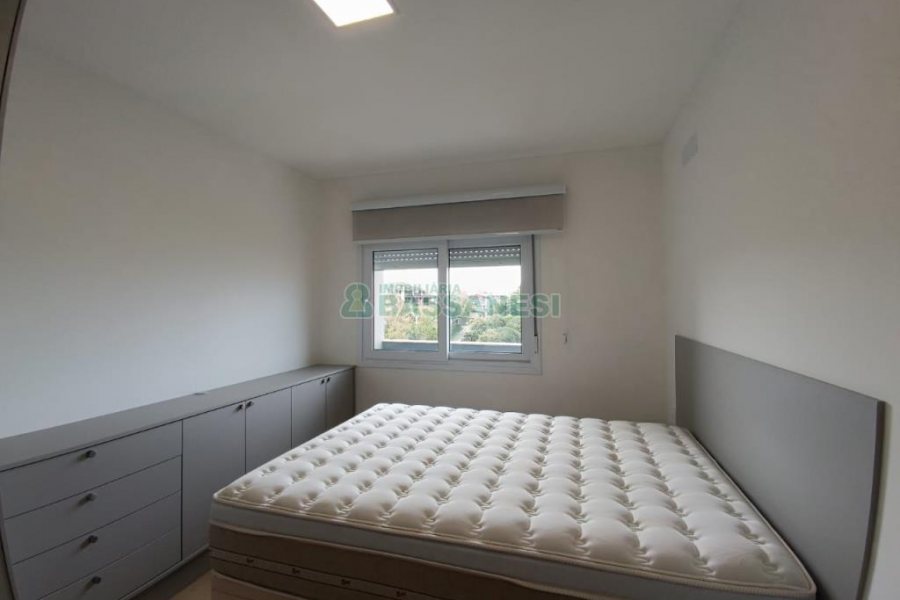 Apto Mobiliado com 55m², 1 dormitório, 1 vaga, no bairro Centro em Caxias do Sul para Alugar
