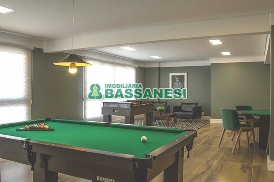 Apto Mobiliado com 55m², 1 dormitório, 1 vaga, no bairro Centro em Caxias do Sul para Alugar