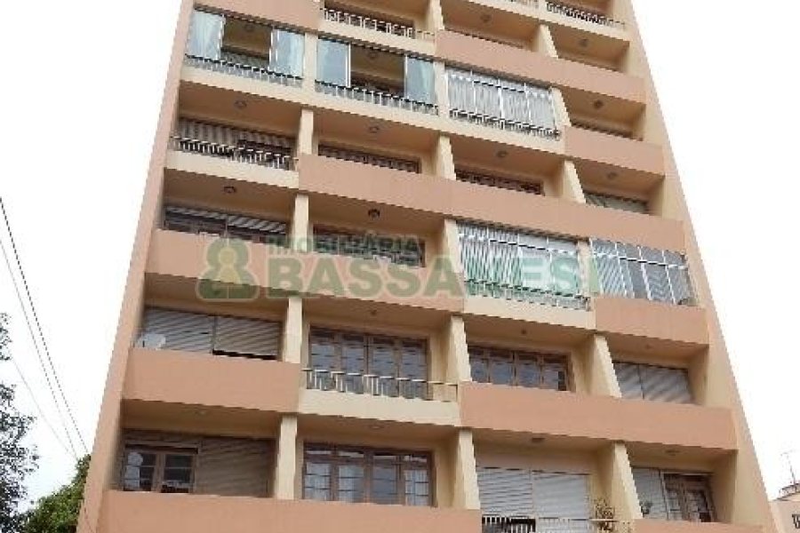 Loja com 40m², no bairro Centro em Caxias do Sul para Alugar