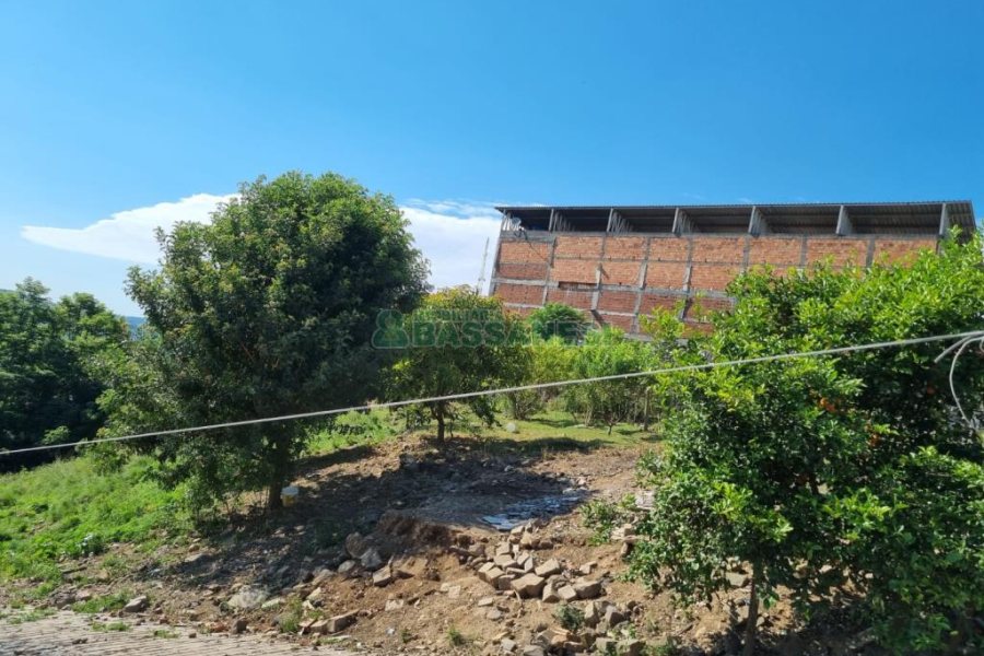 Terreno com 5940m², no bairro Salgado Filho em Caxias do Sul para Comprar