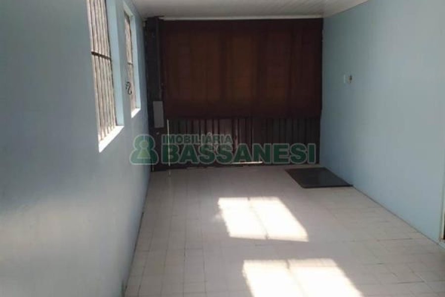 Casa com 100m², 3 dormitórios, 1 vaga, no bairro Bela Vista em Caxias do Sul para Comprar