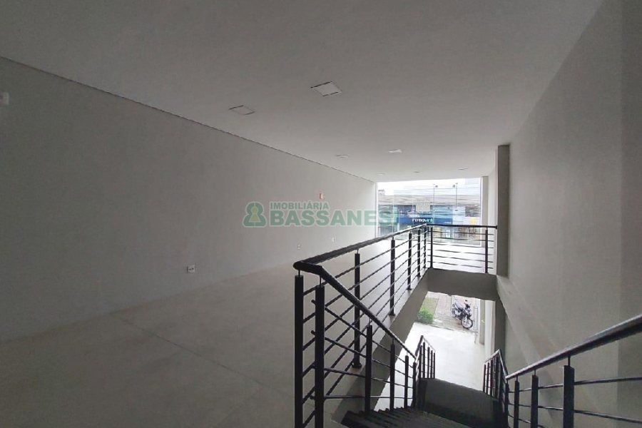 Loja com 250m², no bairro Sanvitto em Caxias do Sul para Alugar
