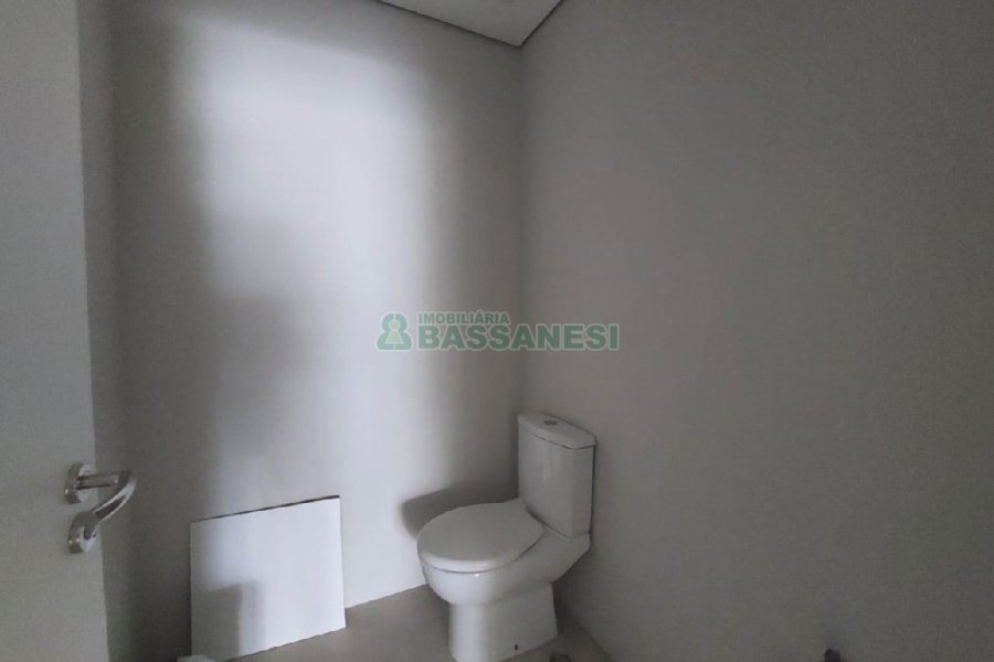 Loja com 250m², no bairro Sanvitto em Caxias do Sul para Alugar