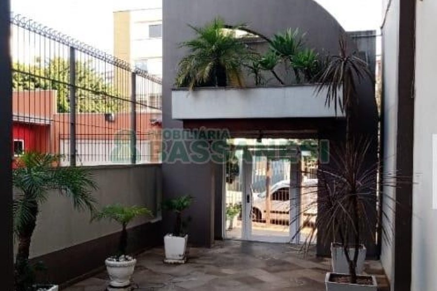 Apartamento com 183m², 3 dormitórios, 2 vagas, no bairro Centro em Caxias do Sul para Comprar
