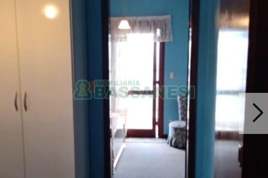 Apartamento com 183m², 3 dormitórios, 2 vagas, no bairro Centro em Caxias do Sul para Comprar