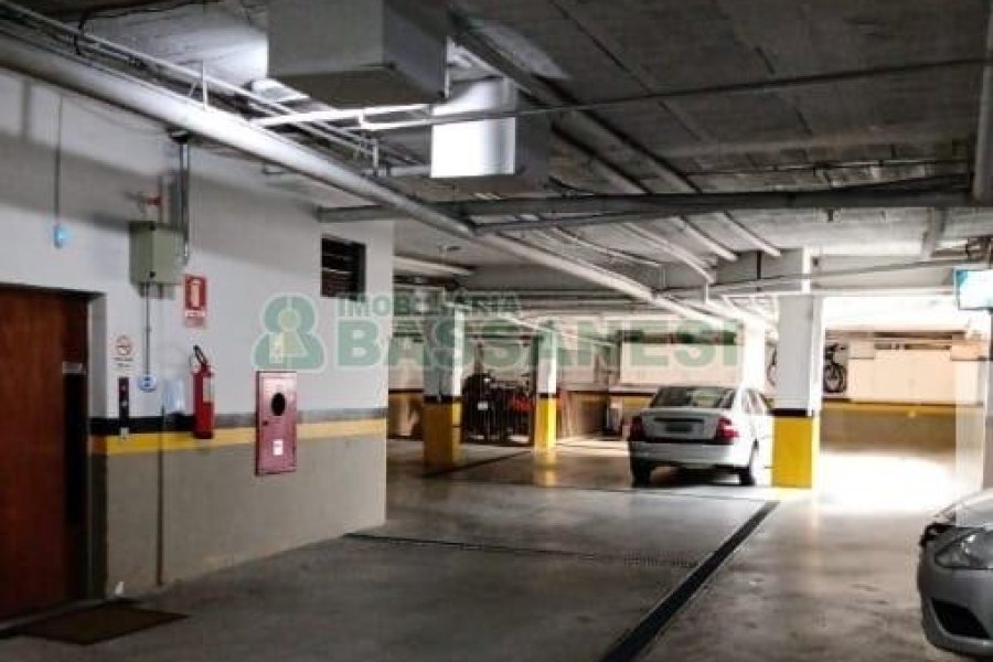 Apartamento com 183m², 3 dormitórios, 2 vagas, no bairro Centro em Caxias do Sul para Comprar