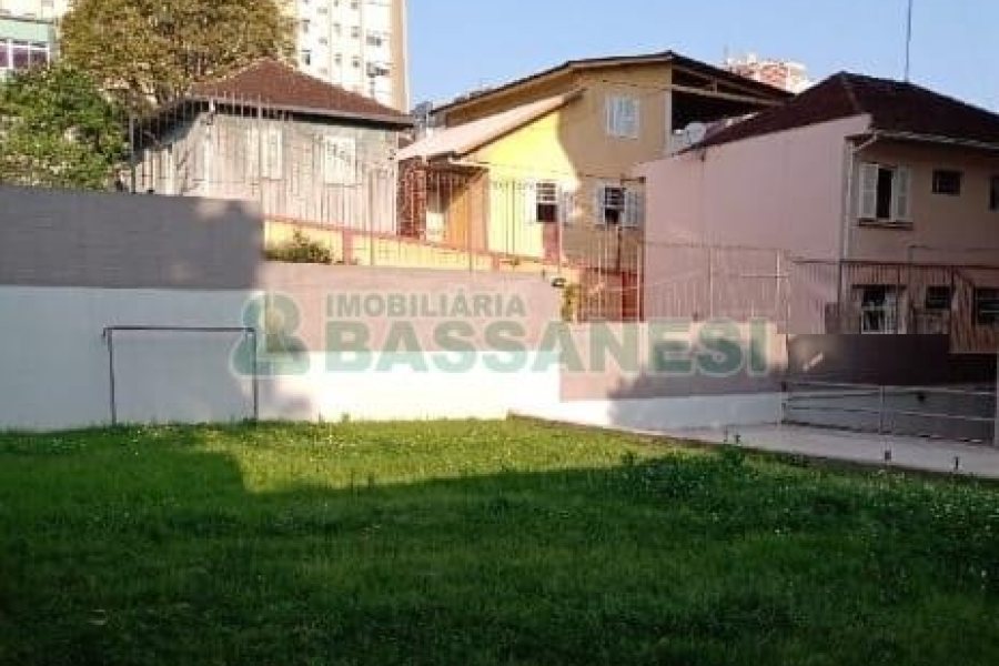 Apartamento com 183m², 3 dormitórios, 2 vagas, no bairro Centro em Caxias do Sul para Comprar