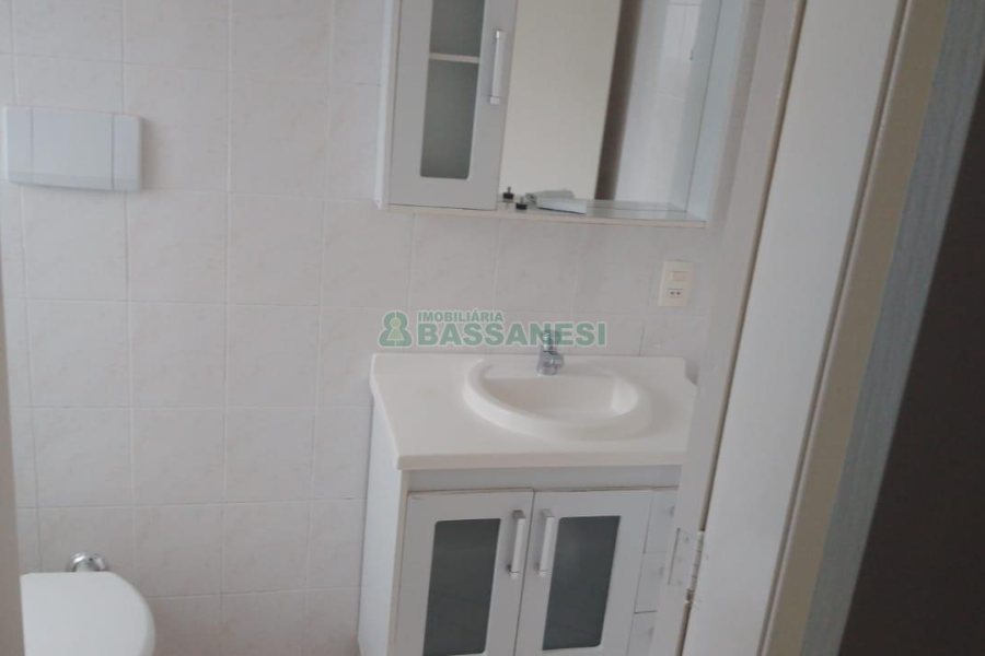 Casa com 89m², 3 dormitórios, no bairro Vinhedos em Caxias do Sul para Comprar