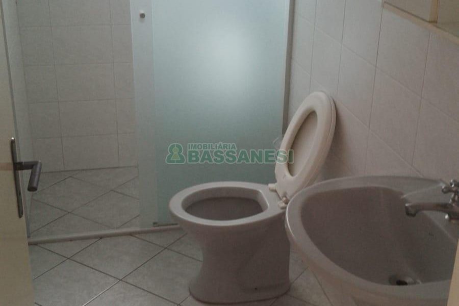 Casa com 89m², 3 dormitórios, no bairro Vinhedos em Caxias do Sul para Comprar