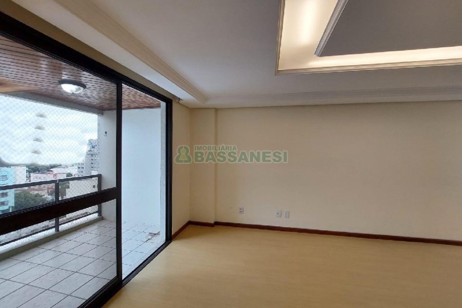 Apartamento com 152m², 3 dormitórios, 1 vaga, no bairro São Pelegrino em Caxias do Sul para Comprar