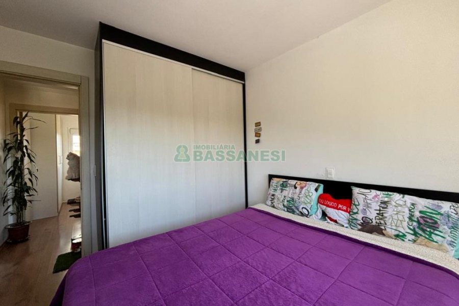Apartamento com 60m², 2 dormitórios, 1 vaga, no bairro Santa Lúcia em Caxias do Sul para Alugar