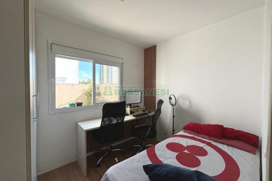 Apartamento com 60m², 2 dormitórios, 1 vaga, no bairro Santa Lúcia em Caxias do Sul para Alugar