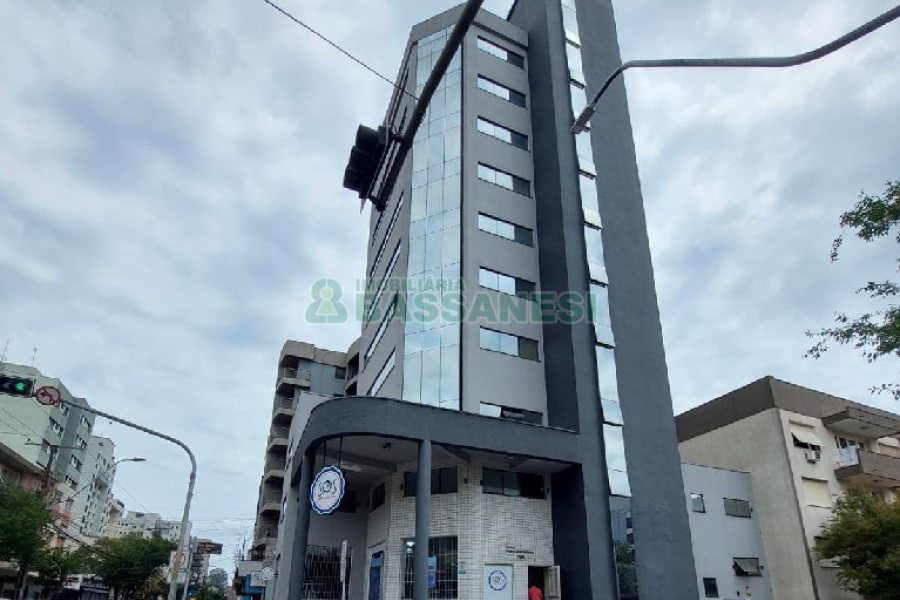 Sala com 127m², 1 vaga, no bairro São Pelegrino em Caxias do Sul para Alugar