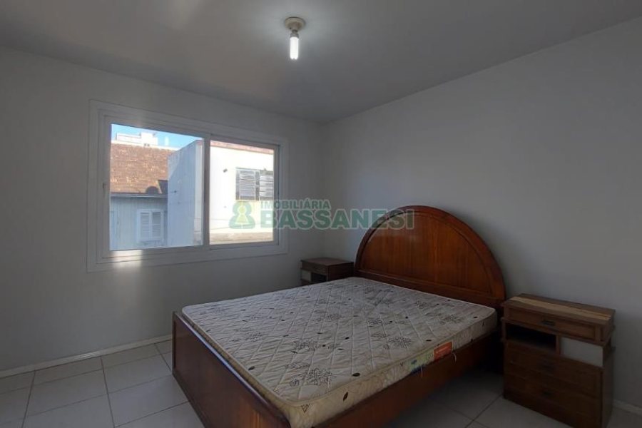Apartamento com 89m², 3 dormitórios, 1 vaga, no bairro Pio X em Caxias do Sul para Comprar