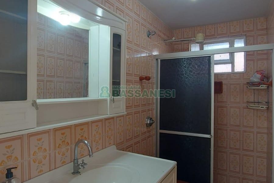 Apartamento com 89m², 3 dormitórios, 1 vaga, no bairro Pio X em Caxias do Sul para Comprar