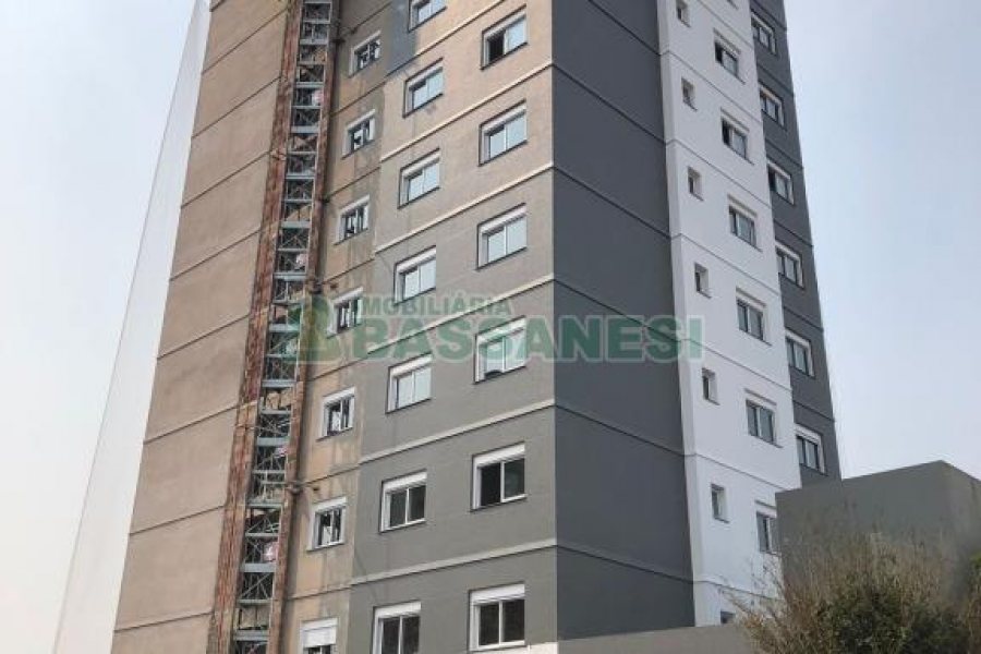 Apartamento com 173m², 3 dormitórios, 2 vagas, no bairro Sanvitto em Caxias do Sul para Comprar