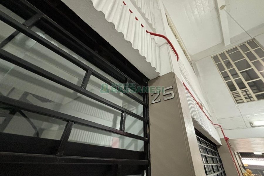 Loja com 60m², no bairro Centro em Caxias do Sul para Comprar