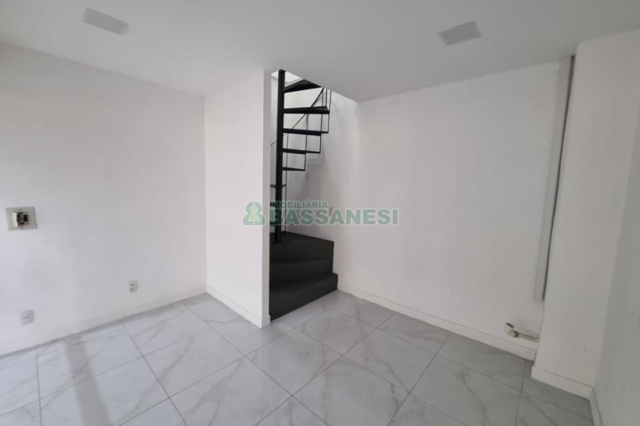 Loja com 42m², no bairro Centro em Caxias do Sul para Alugar ou Comprar