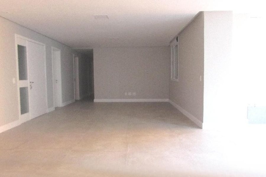 Apartamento com 140m², 3 dormitórios, 2 vagas, no bairro Cristo Redentor em Caxias do Sul para Comprar