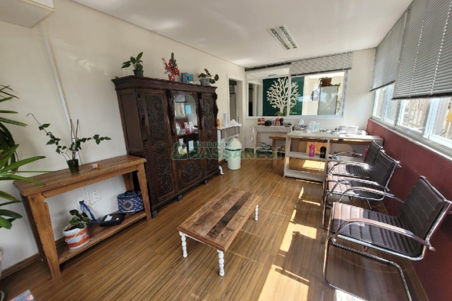 Loja Mobiliada com 75m², no bairro Villagio Iguatemi em Caxias do Sul para Alugar