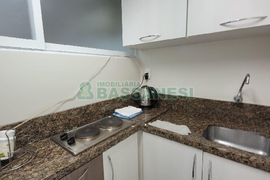 Loja Mobiliada com 75m², no bairro Villagio Iguatemi em Caxias do Sul para Alugar