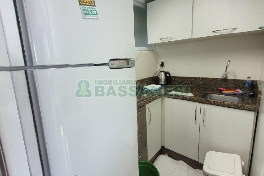 Loja Mobiliada com 75m², no bairro Villagio Iguatemi em Caxias do Sul para Alugar