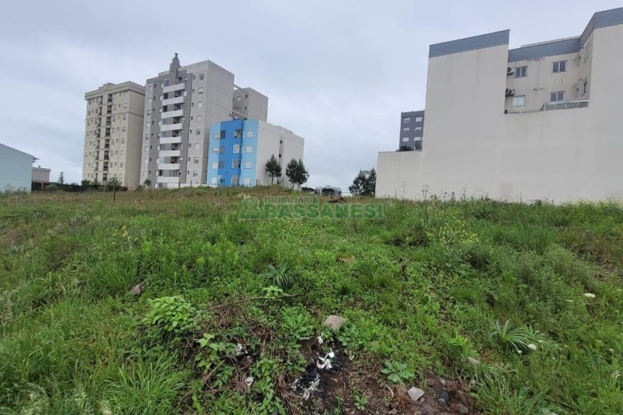 Terreno com 720m², no bairro Charqueadas em Caxias do Sul para Alugar