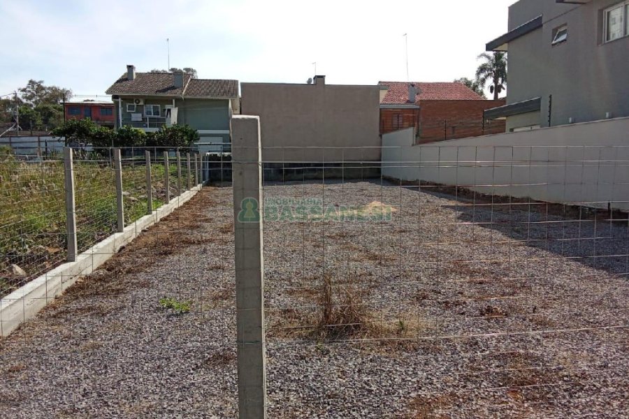 Terreno com 384m², no bairro Vila Verde em Caxias do Sul para Alugar
