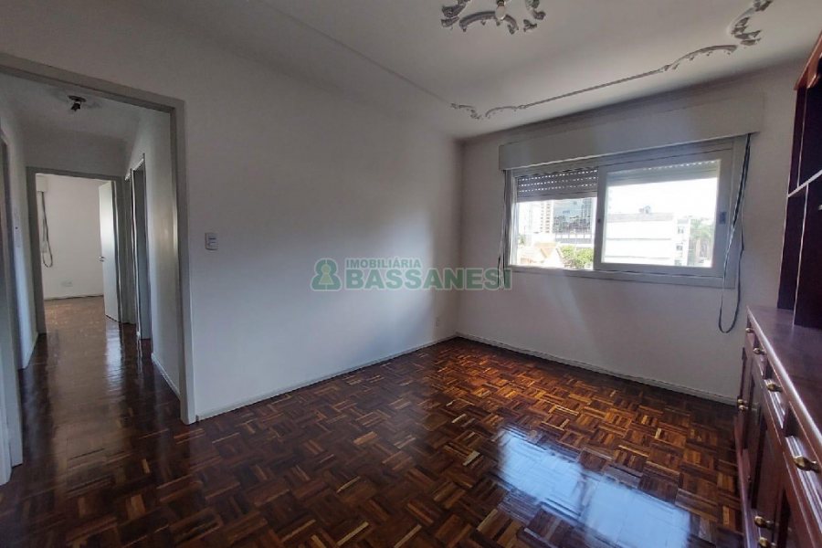 Apartamento com 100m², 3 dormitórios, 1 vaga, no bairro Pio X em Caxias do Sul para Alugar