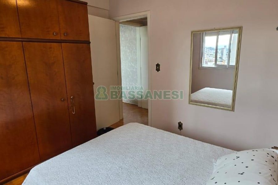 Apartamento com 67m², 2 dormitórios, 1 vaga, no bairro Centro em Caxias do Sul para Comprar