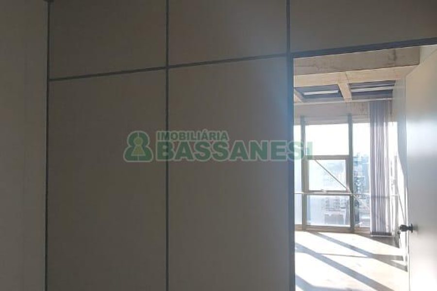 Sala com 120m², no bairro Centro em Caxias do Sul para Alugar